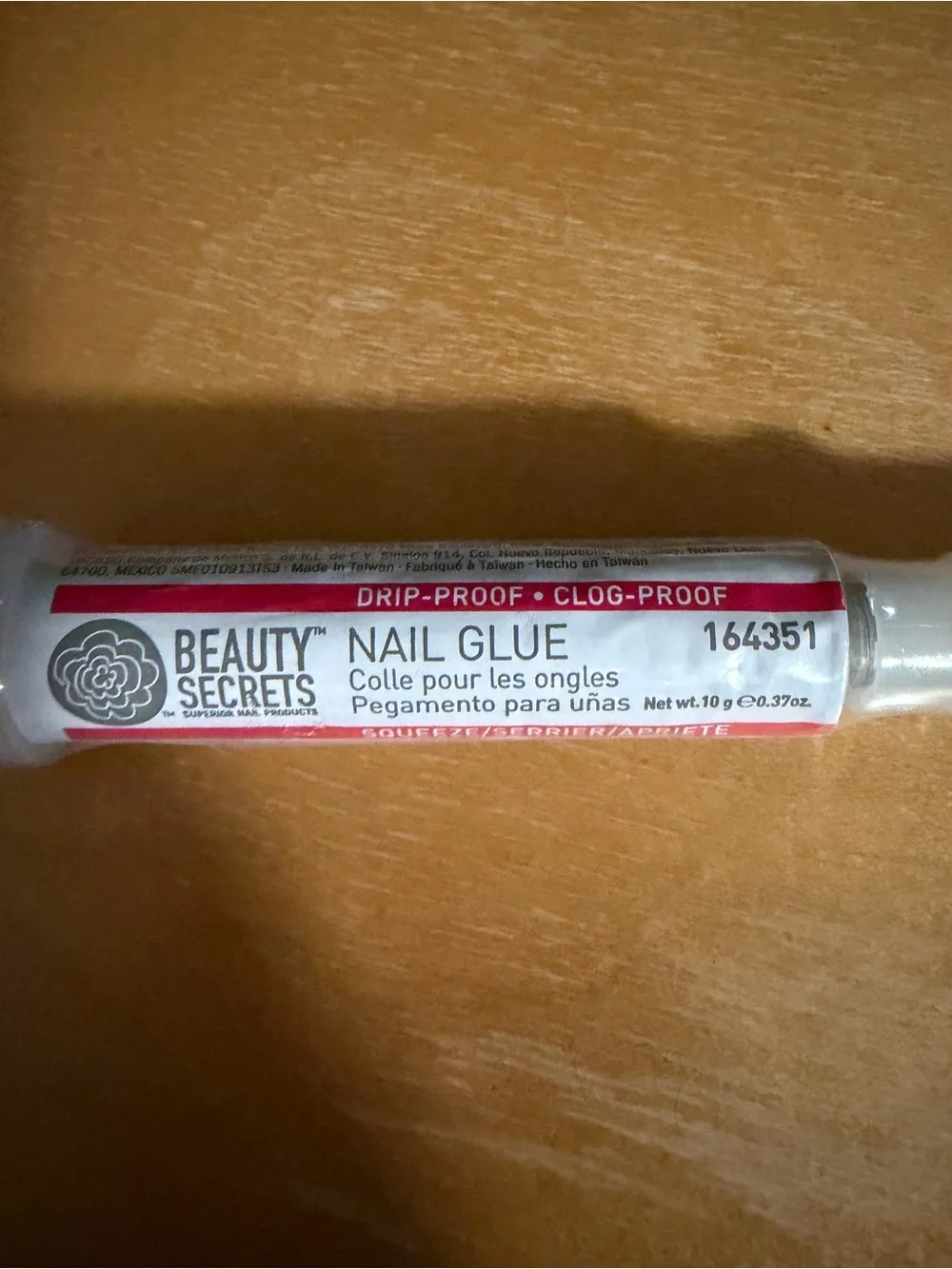 Two beauty secrets nail glue